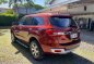 Red Ford Everest 2017 for sale in Automatic-3