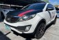 Selling White Kia Sportage 2013 in Las Piñas-6