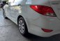 Selling White Hyundai Accent 2018 in Biñan-3