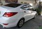 Selling White Hyundai Accent 2017 in Las Piñas-3