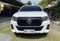 Selling White Toyota Hilux 2019 in Quezon City-1