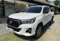 Selling White Toyota Hilux 2019 in Quezon City-0