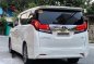 Selling Pearl White Toyota Alphard 2017 in Quezon-1