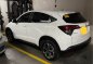 Selling White Honda HR-V 2019 in Parañaque-1