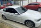White BMW 320I 2010 for sale in Taguig-1