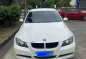 White BMW 320I 2010 for sale in Taguig-5