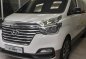 Selling White Hyundai Starex 2019 in Manila-2