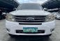 Selling White Ford Everest 2013 in San Mateo-1