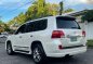 Selling Pearl White Toyota Land Cruiser 2013 in Las Piñas-1