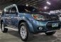 Selling Blue Ford Everest 2013-0
