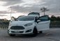 White Ford Fiesta 2016 for sale-5