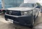 Selling White Toyota Hilux 2019 in Quezon City-2