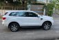 Selling Pearl White Ford Everest 2016 in Quezon City-3