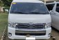 Selling Pearl White Toyota Hiace Super Grandia 2018 in Makati-0