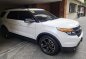 Pearl White Ford Explorer 2015 for sale in Makati -8