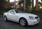 Selling Pearl White Mercedes-Benz SLK 230 1997 in Parañaque-3