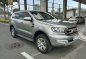 Selling Pearl White Ford Everest 2017 in Pasig-7