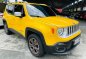 Selling Yellow Jeep Renegade 2017 in Manila-1