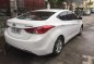 Selling White Hyundai Elantra 2012 in Quezon City-3