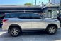 Selling Silver Toyota Fortuner 2017 in Las Piñas-3