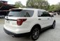 Selling White Ford Explorer 2016 in Pasig-6