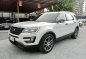 Selling White Ford Explorer 2016 in Pasig-0