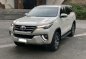 Selling White Toyota Fortuner 2016 in Quezon City-2