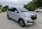 Selling Silver Toyota Avanza 2017 in Las Piñas-1