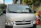 Selling Silver Toyota Hiace 2016 in Mandaluyong-1