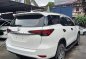 Selling White Toyota Fortuner 2018 in Quezon City-2