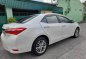 Selling Pearl White Toyota Corolla Altis 2015 in Angeles-4