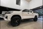 Selling Pearl White Toyota Hilux 2019 in Quezon-0