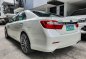 Selling Pearl White Toyota Camry 2013 in Quezon-1