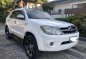 Pearl White Toyota Fortuner 2007 for sale in Automatic-1