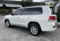 Selling Pearl White Toyota Land Cruiser 2017 in Pasig-9