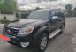 Black Ford Everest 2010 for sale in Manual-0