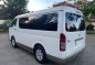 Selling White Toyota Hiace 2010 in Quezon -7