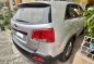 Pearl White Kia Sorento 2012 for sale in Automatic-8