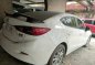 Selling Pearl White Mazda 3 2018 in Quezon City-4