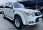 White Ford Everest 2015 for sale in Automatic-1