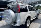 White Ford Everest 2015 for sale in Automatic-3