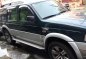 Green Ford Everest 2004 for sale in Manual-0