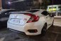 Selling Pearl White Honda Civic 2017 in Marikina-3