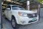 Selling White Ford Everest 2012 in Las Piñas-2