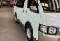 Pearl White Toyota Hiace 2015 for sale in Quezon-1