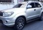 Selling Silver Toyota Fortuner 2009 in Quezon-1