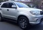Selling Silver Toyota Fortuner 2009 in Quezon-0
