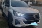 Selling White Toyota Hilux 2018 in Pozorrubio-4