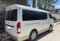 Selling Pearl White Toyota Hiace Super Grandia 2010 in Manila-5