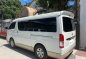 Selling Pearl White Toyota Hiace Super Grandia 2010 in Manila-6